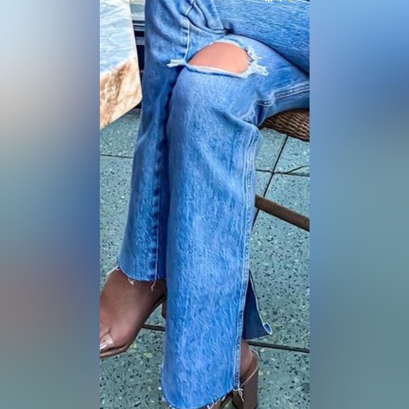 Zara, split flare leg style jeans. Size 2. High rise. My favorite jeans ever - Picture 3 of 11